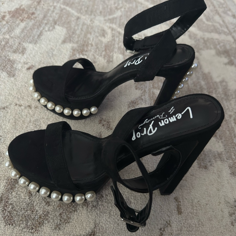 Lemon Drop Privilege Anemone Pearl Heels